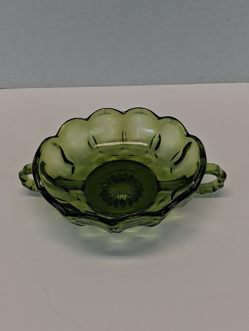 VTG Anchor Hocking Double Handle Nappy Candy Dish 5" Avocado Green Glass 70s GUC